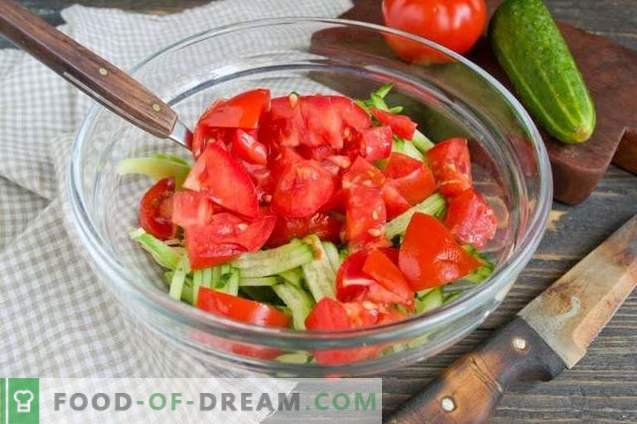 Salade à l'avocat, aux tomates et aux concombres