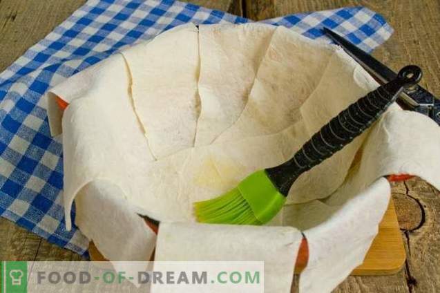 Shakh-pilaf dans le pain pita - consommant pour les vacances
