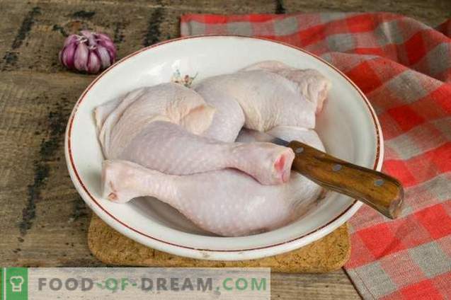 Cuisse de poulet dans une casserole