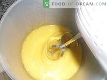 Kā pagatavot kūku Putnu piens ar mannas putraimi, sīki izstrādāta recepte.