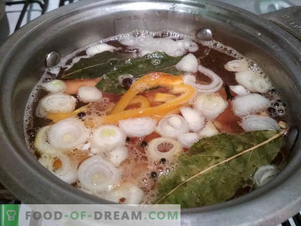 Rolmops - rouleaux de hareng au concombre: recette de cuisine avec photo