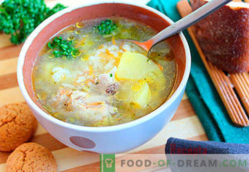 Soupe de bouillon de poulet - les meilleures recettes. Comment bien et savoureux cuire la soupe dans le bouillon de poulet.