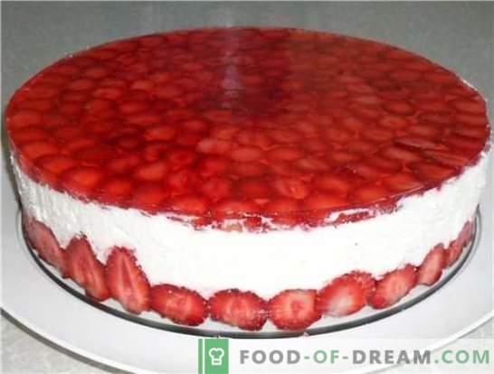 Desserts à la fraise: recettes avec photos pour un été doux. Variantes de différents desserts à la fraise: gâteaux, crèmes, glaces, pastila