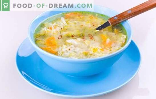 Soupe au poulet avec riz - à utiliser dans chaque cuillère. Recettes de soupe au poulet avec du riz: régime alimentaire, enfants, vitamine, tous les jours