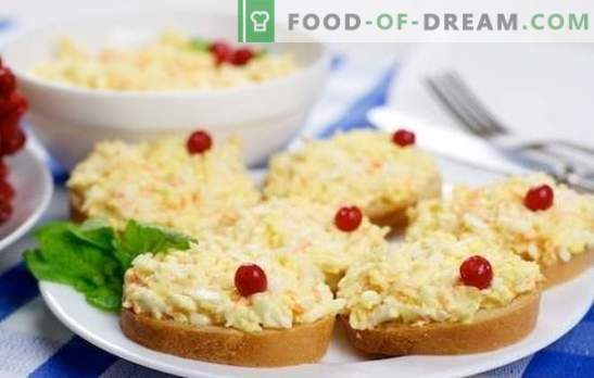 La collation populaire la plus populaire est constituée d’œufs au fromage et à l’ail. Recettes pour une variété de plats aux œufs et au fromage et à l’ail