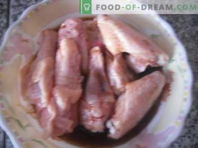Comment faire cuire de délicieuses ailes de poulet au four avec du miel et de la sauce soja